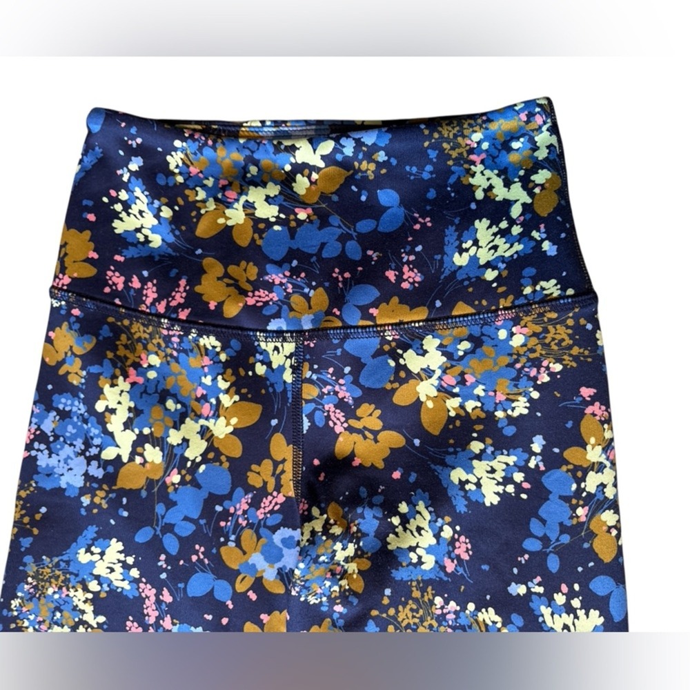 NWOT Anthropologie Daily Practice High Rise Leggings, Navy/Marine Floral,Size XS - Picture 5 of 10